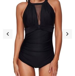 2/$20 Black bathing suit Sz M NWT